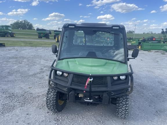 Image of John Deere XUV 835M equipment image 1