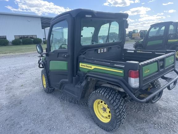 Image of John Deere XUV 835M equipment image 3