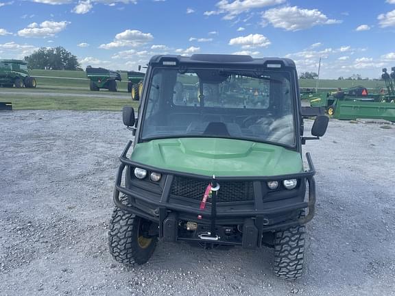 Image of John Deere XUV 835M Primary image