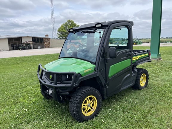 2024 John Deere XUV 835M Equipment Image0