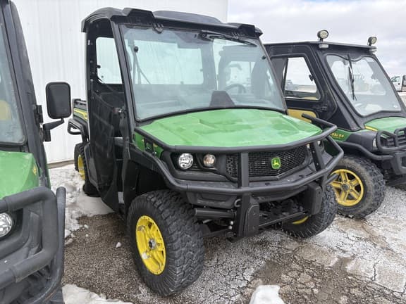 Image of John Deere XUV 835M Primary image
