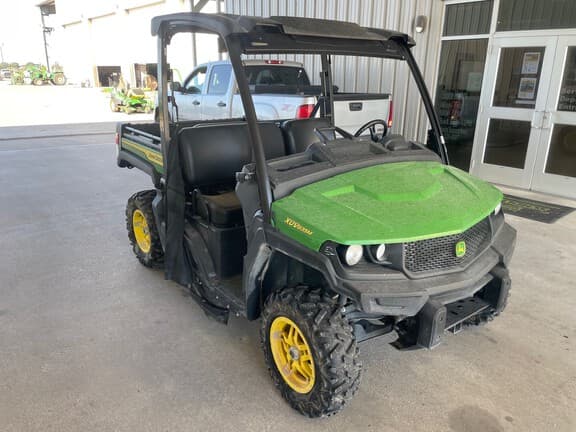 Image of John Deere XUV 835M equipment image 3