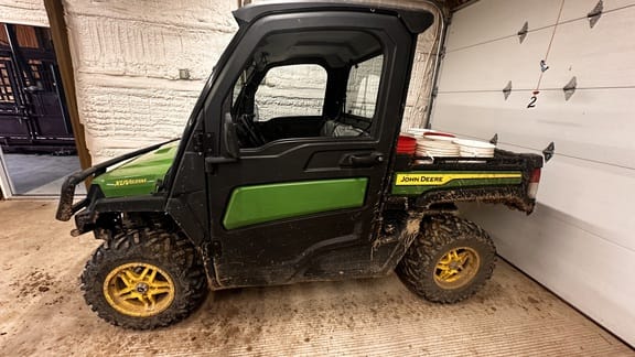 2024 John Deere XUV 835M Equipment Image0