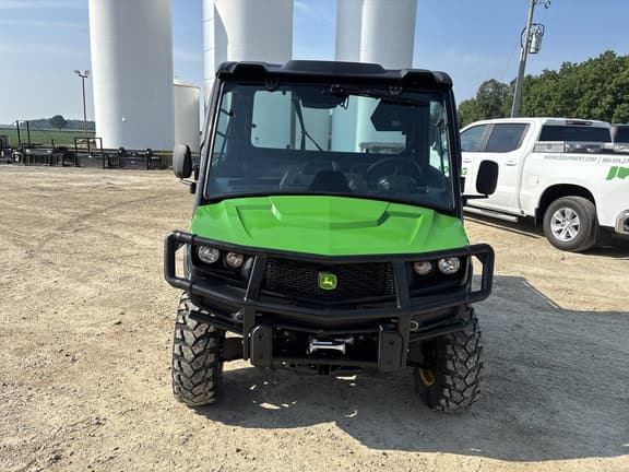Image of John Deere XUV 835M equipment image 4