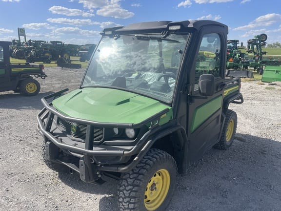 2024 John Deere XUV 835M Equipment Image0