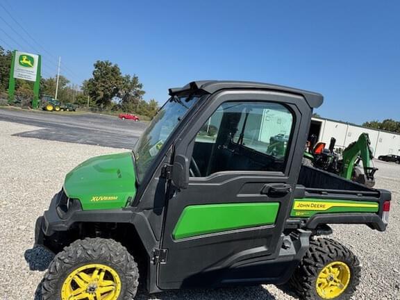 Image of John Deere XUV 835M equipment image 3