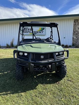 Image of John Deere XUV 835M equipment image 1