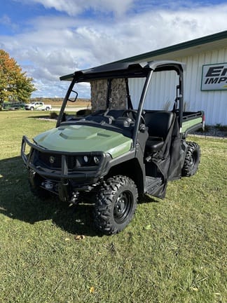 2024 John Deere XUV 835M Equipment Image0