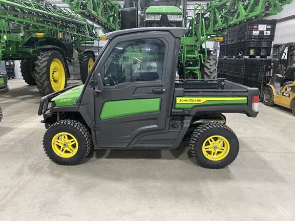 Image of John Deere XUV 835M equipment image 1