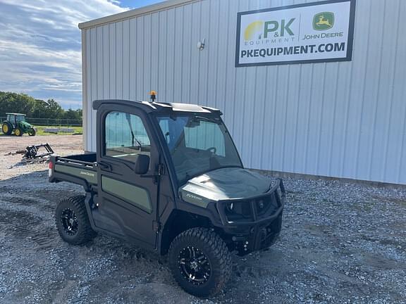 Image of John Deere XUV 835M Primary image