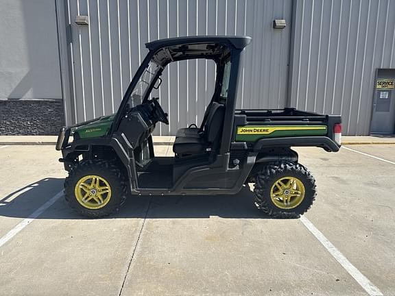 Image of John Deere XUV 835M Primary image