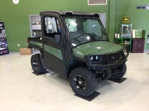 2024 John Deere XUV 835M Image