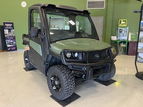 Image of John Deere XUV 835M Primary image
