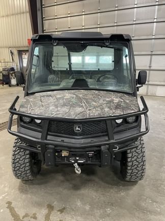 2024 John Deere XUV 835M Equipment Image0