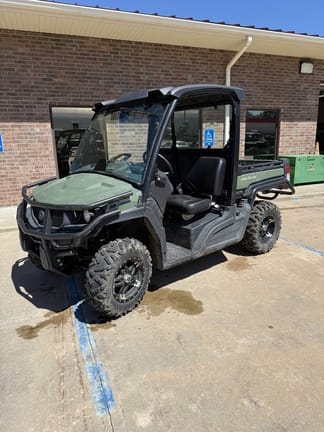2024 John Deere XUV 835M Equipment Image0