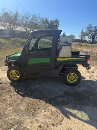 Image of John Deere XUV 835M Primary image