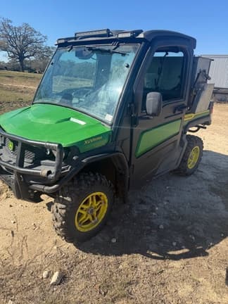 Image of John Deere XUV 835M equipment image 2