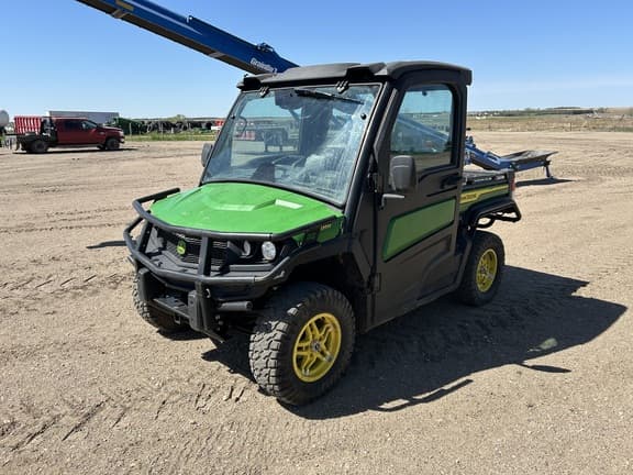 Image of John Deere XUV 835M Primary image