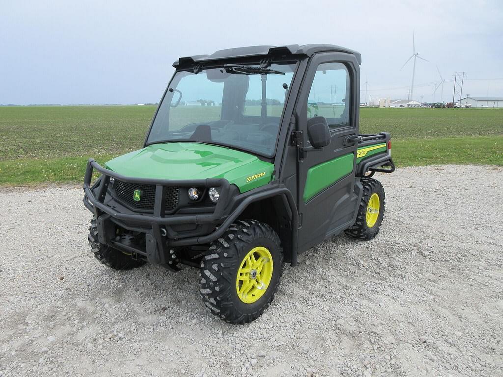 Image of John Deere XUV 835M Primary image
