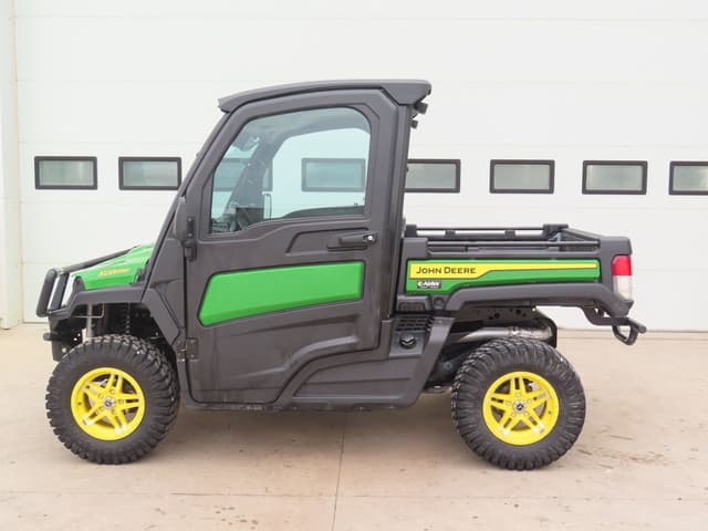 Image of John Deere XUV 835M equipment image 4