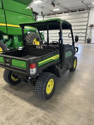 Image of John Deere XUV 835M equipment image 2