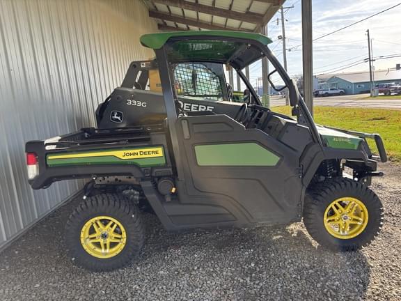 Image of John Deere XUV 835M equipment image 2