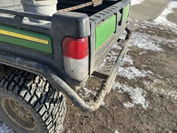 Image of John Deere XUV 835M equipment image 3