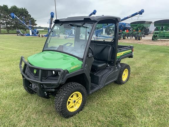 Image of John Deere XUV 835M Primary image