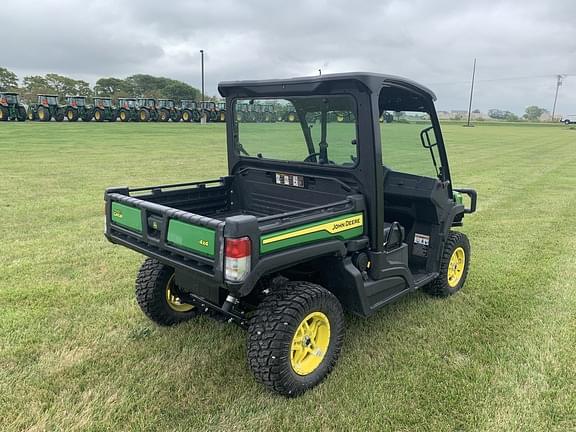 Image of John Deere XUV 835M equipment image 3