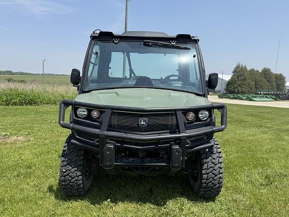 Image of John Deere XUV 835M equipment image 2