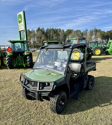 Image of John Deere XUV 835M equipment image 3