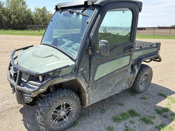 Image of John Deere XUV 835M equipment image 1