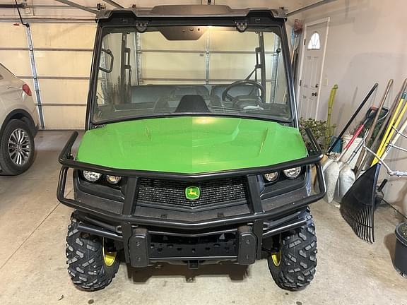 Image of John Deere XUV 835M equipment image 2