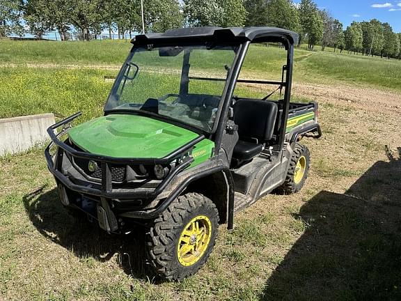 Image of John Deere XUV 835M Primary image