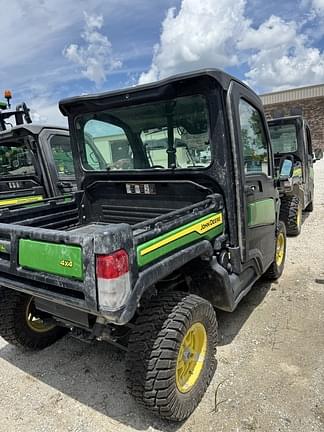 Image of John Deere XUV 835M equipment image 3
