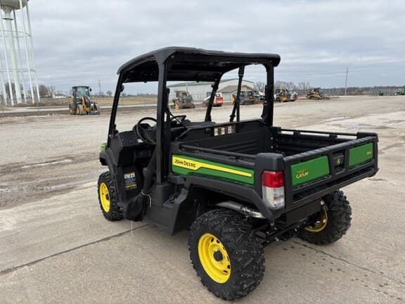 Image of John Deere XUV 835M equipment image 3