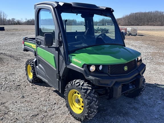 Image of John Deere XUV 835M Primary image