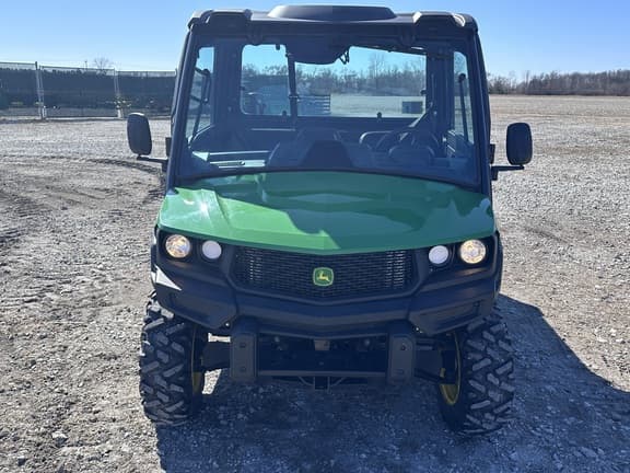 Image of John Deere XUV 835M equipment image 1