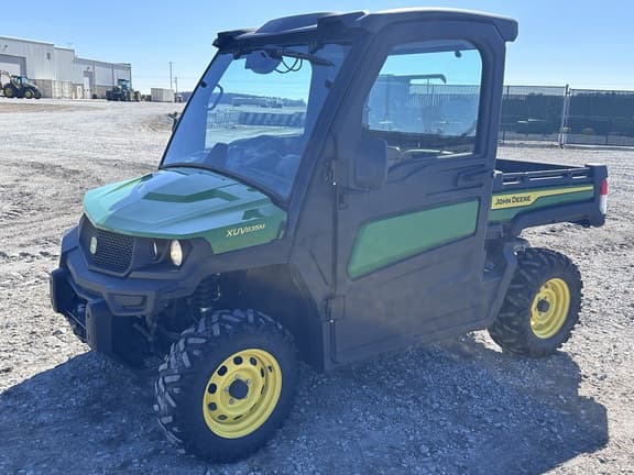 Image of John Deere XUV 835M equipment image 2