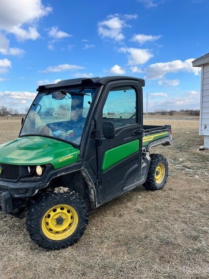 2024 John Deere XUV 835M Equipment Image0