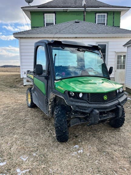 Image of John Deere XUV 835M equipment image 4