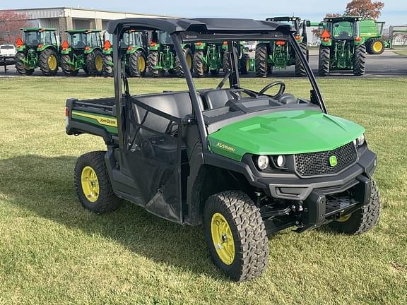 Image of John Deere XUV 835M equipment image 1