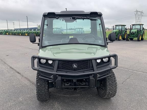 Image of John Deere XUV 835M equipment image 2