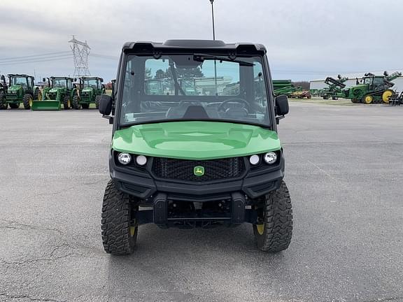 Image of John Deere XUV 835M equipment image 2