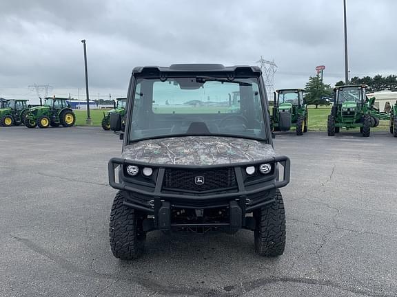 Image of John Deere XUV 835M equipment image 2