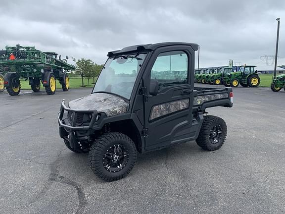 Image of John Deere XUV 835M Primary image