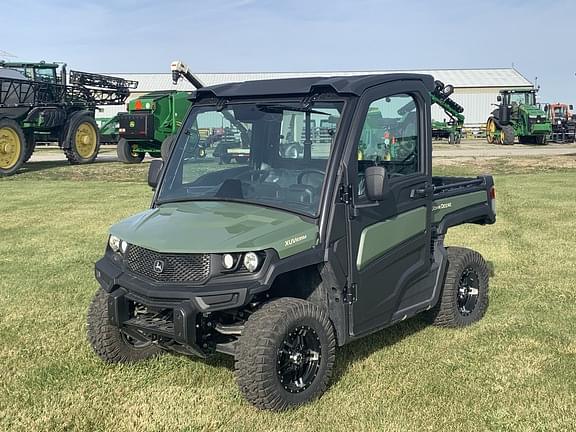 Image of John Deere XUV 835M Primary image