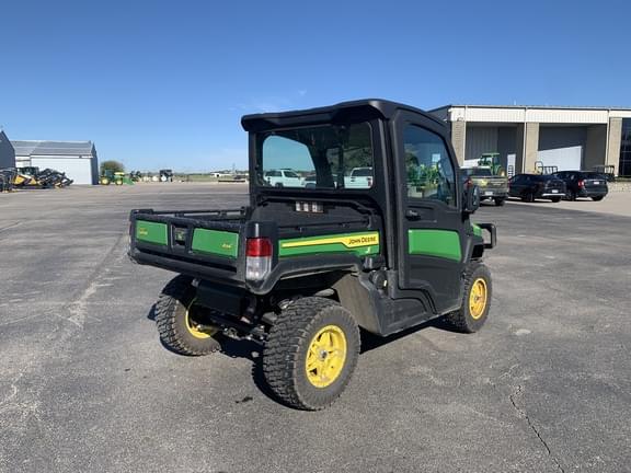 Image of John Deere XUV 835M equipment image 2