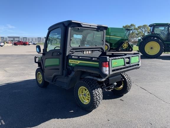 Image of John Deere XUV 835M equipment image 3