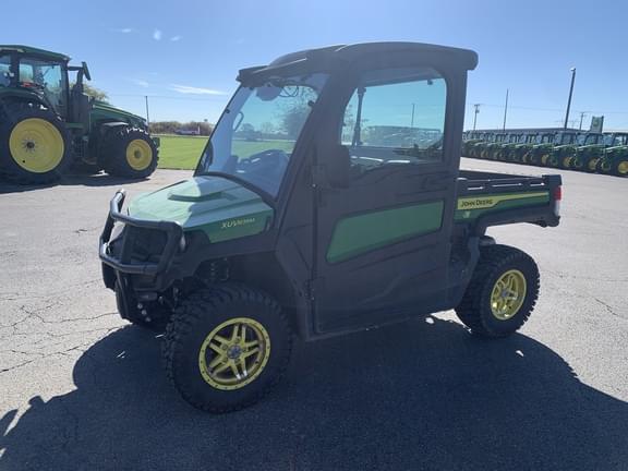Image of John Deere XUV 835M equipment image 1